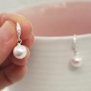 White pearl Earring, Swarovski Pearl , Bridesmaid gifts, wedding earrings, 925 Sterling Silver earring