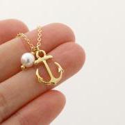 Anchor necklace in gold, with a Swarovski Pearl, simple necklace, strength, sailor anchor charm