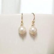 Pearl Earring, freshwater pearl, Bridesmaid gifts, wedding earrings, mothers day